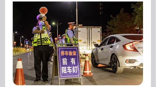 高效攔車神器：拋撒式路障，執(zhí)法人員的新選擇